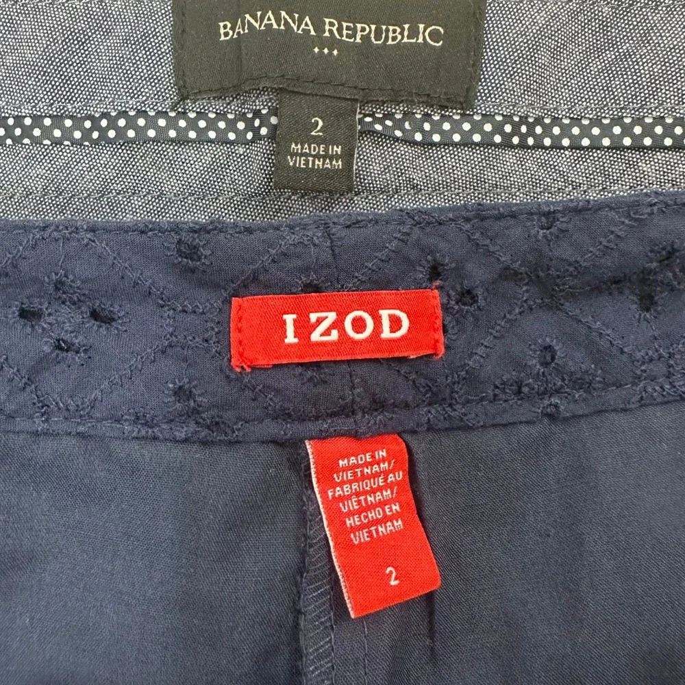 Banana Republic Olive Green Chino & IZOD Navy Blue Eyelet Shorts‎ Bundle Size 2